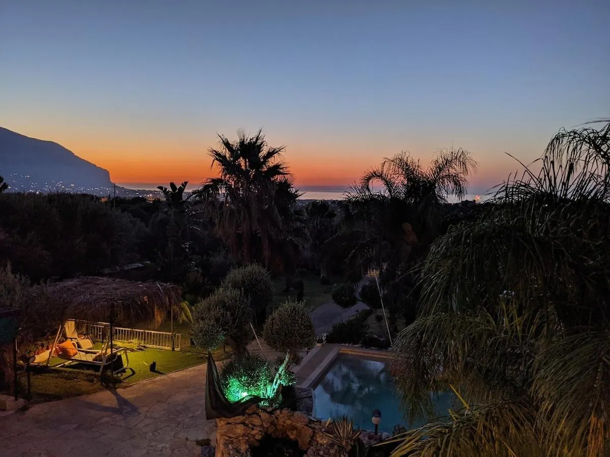 Villa With Private Pool And Wonderful View 카리니 이탈리아